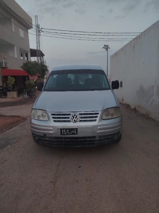 Volkswagen Caddy - Photo 11