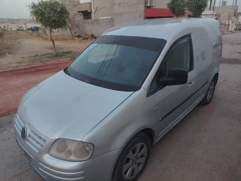 Volkswagen Caddy - Photo 8