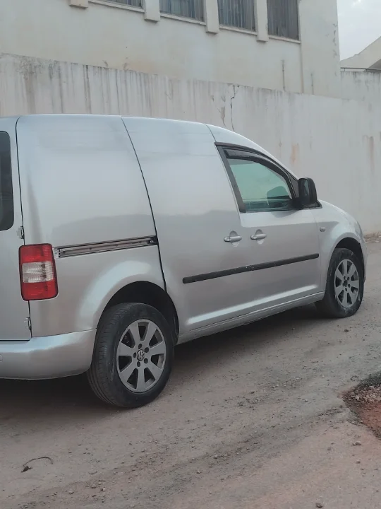 Volkswagen Caddy - Photo 7