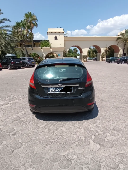 Ford FIESTA - Photo 3