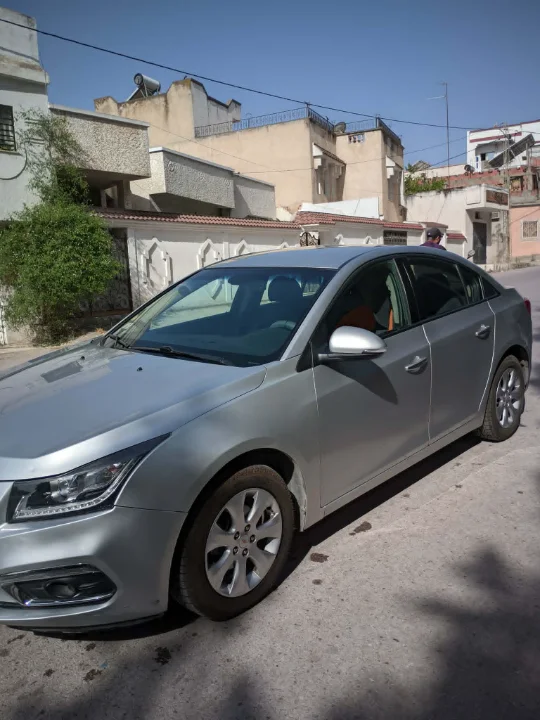 Chevrolet CRUZE - Photo 6