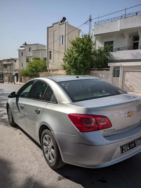 Chevrolet CRUZE - Photo 5