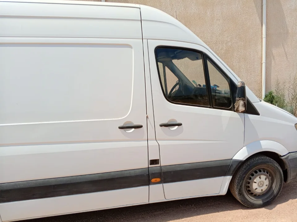 Mercedes Sprinter - Photo 5