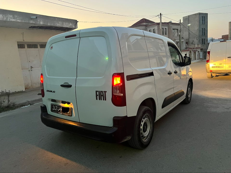 Fiat DOBLO - Photo 7