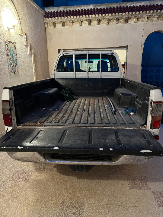 Toyota Hilux - Photo 7