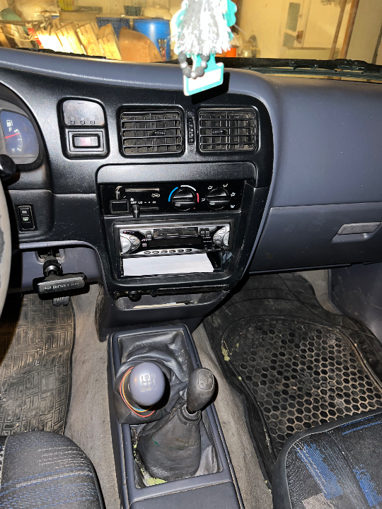 Toyota Hilux - Photo 3