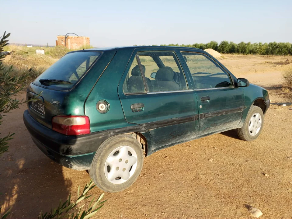Citroen SAXO - Photo 2