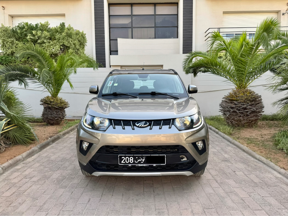 Mahindra KUV 100 - Photo 9