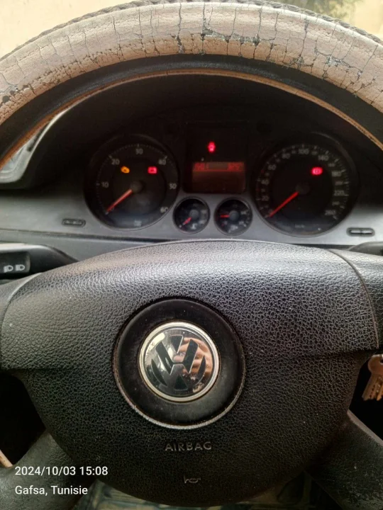 Volkswagen Passat - Photo 4