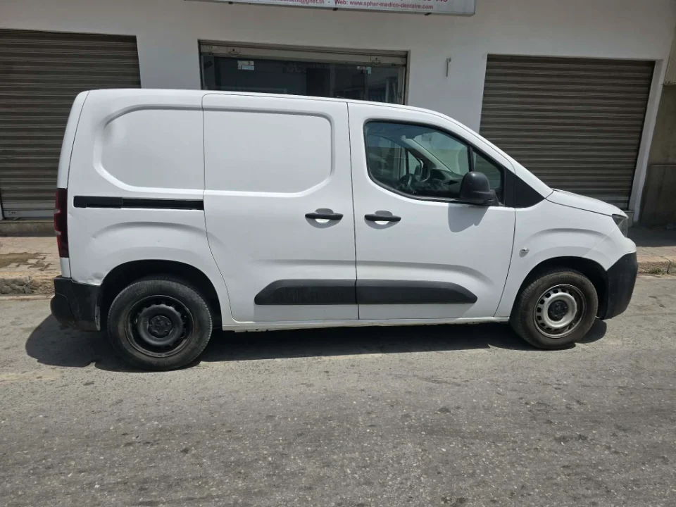 Peugeot Partner - Photo 7