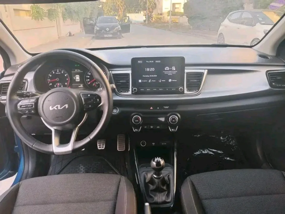 Kia RIO - Photo 10