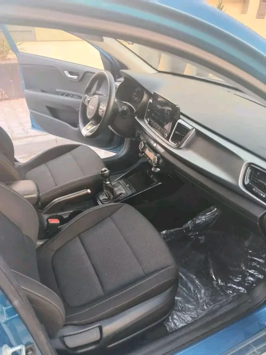 Kia RIO - Photo 9