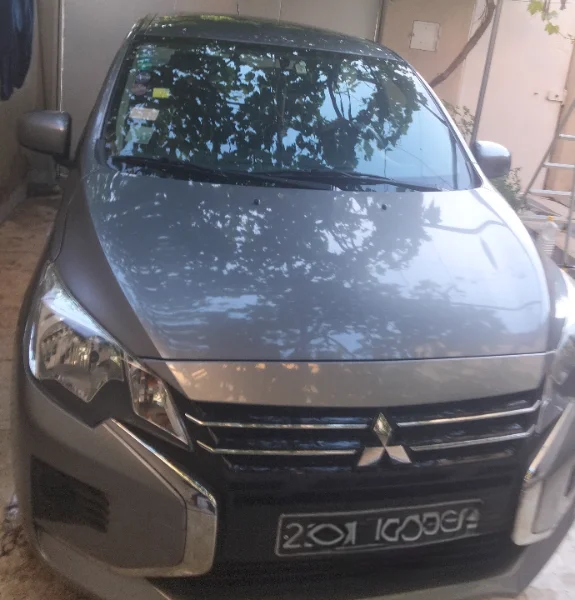 Mitsubishi Autres 2021 Essence