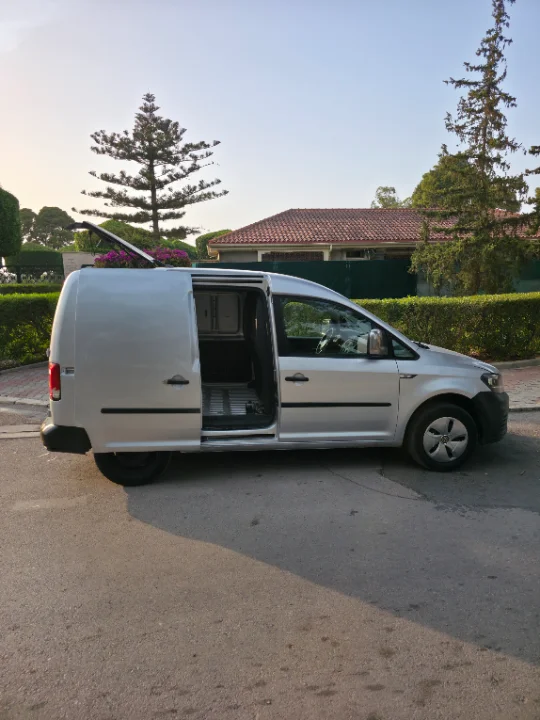 Volkswagen Caddy - Photo 9