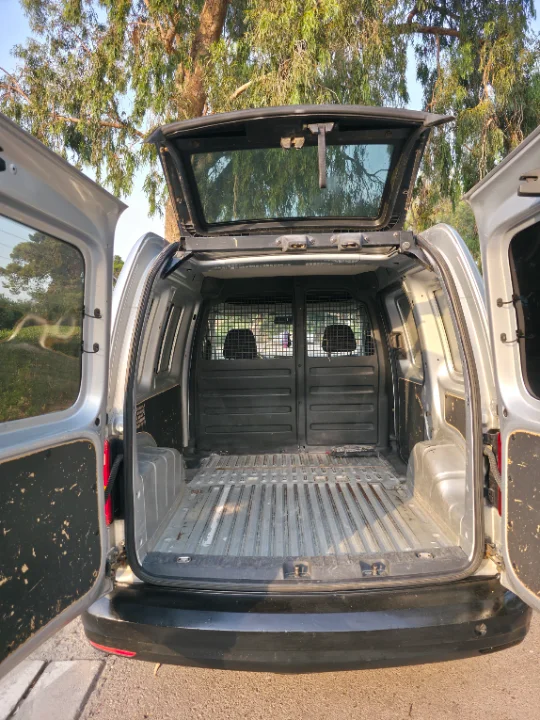 Volkswagen Caddy - Photo 6