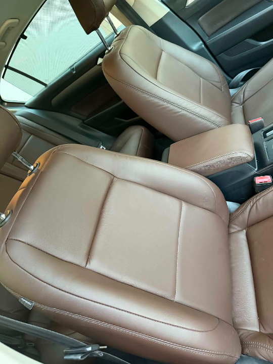 Volkswagen Passat - Photo 5