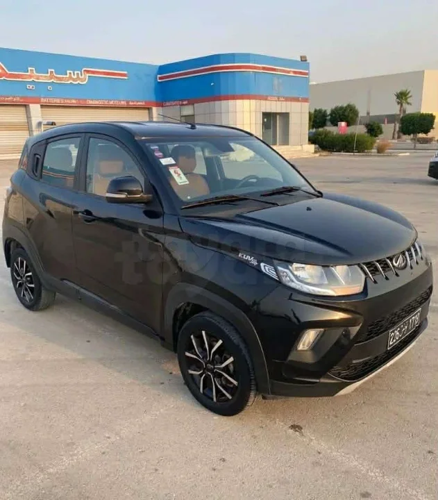 Mahindra KUV 100 2021