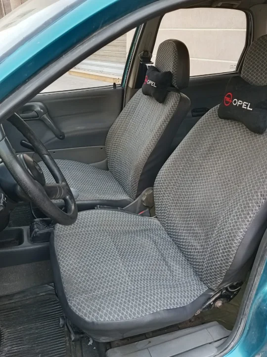 Opel Astra - Photo 2