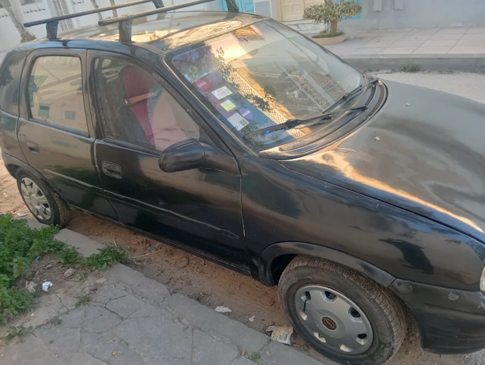 Opel Corsa - Photo 2