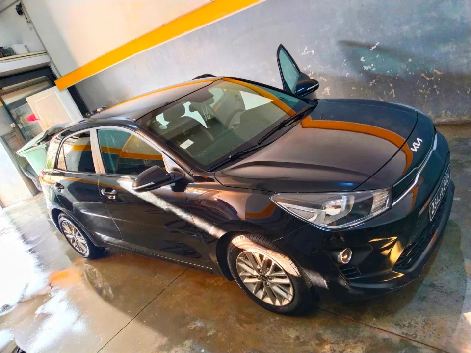 Kia RIO - Photo 12
