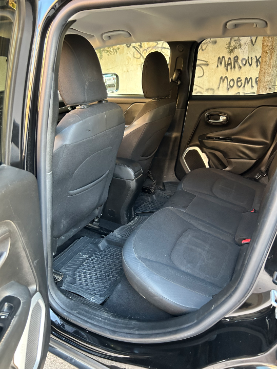 Jeep RENEGADE - Photo 3