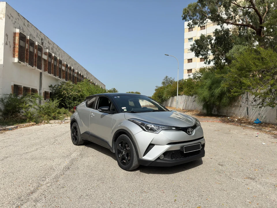 Toyota C-HR - Photo 8