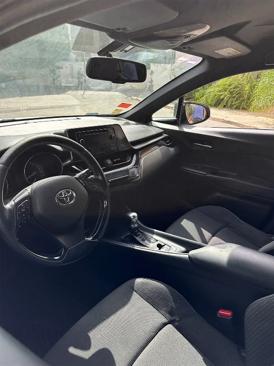 Toyota C-HR - Photo 4
