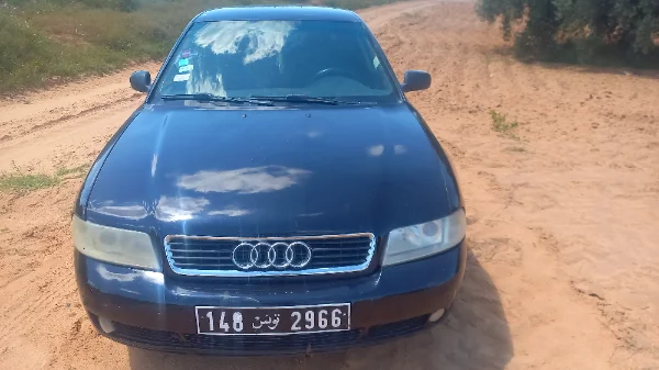 Audi A4 1999 Essence