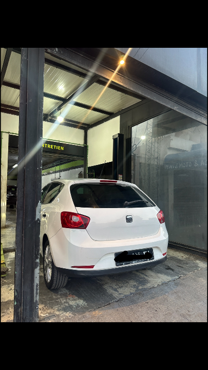 Seat Ibiza - Photo 4