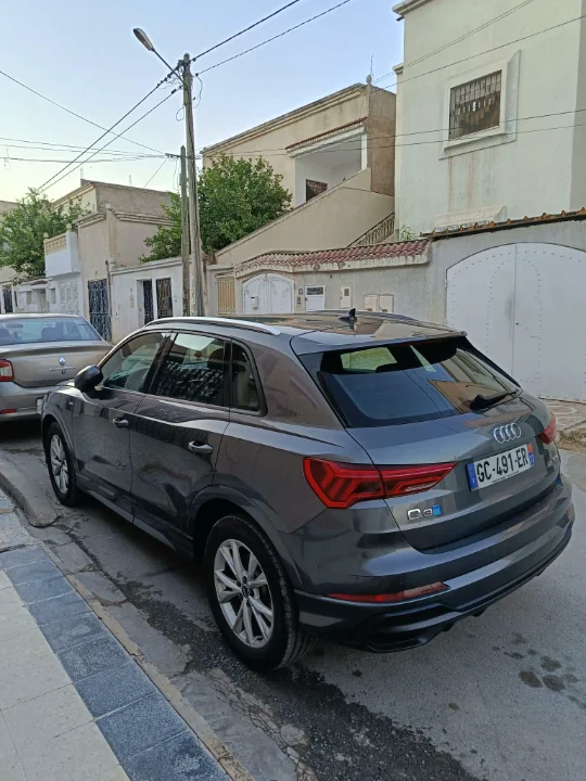Audi Q3 - Photo 8