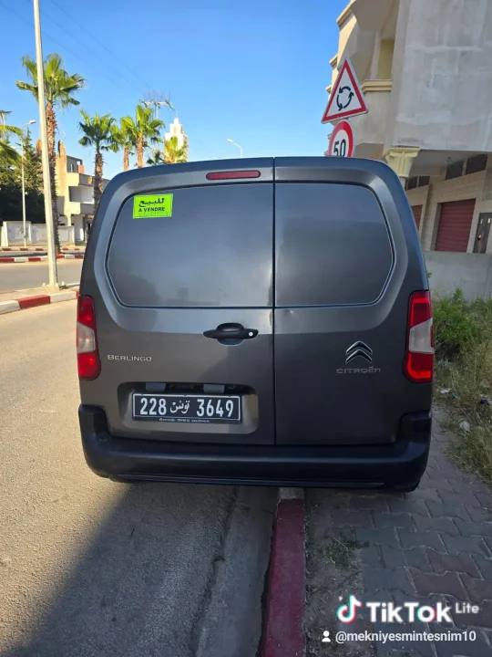 Citroen BERLINGO - Photo 3