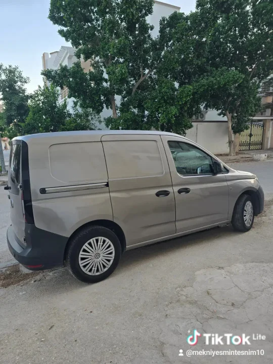 Volkswagen Caddy - Photo 5