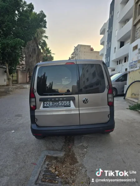 Volkswagen Caddy - Photo 4