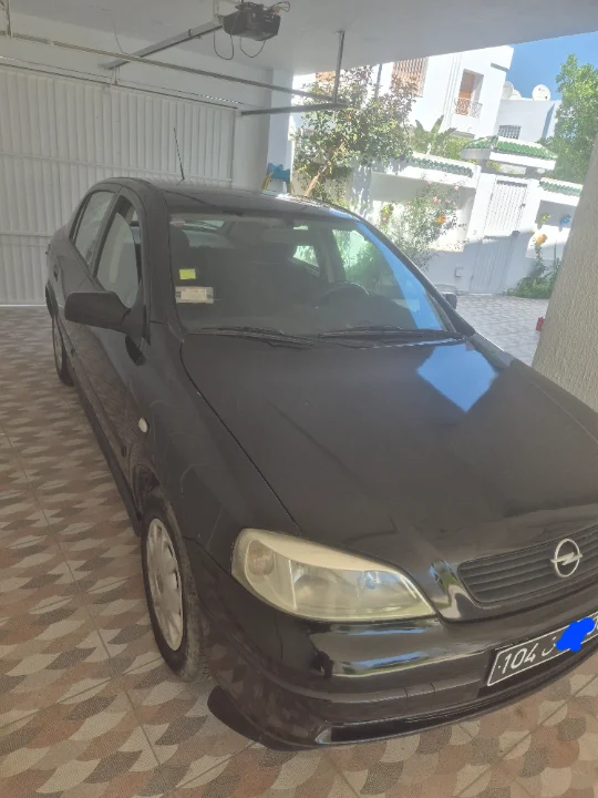 Opel Astra - Photo 3