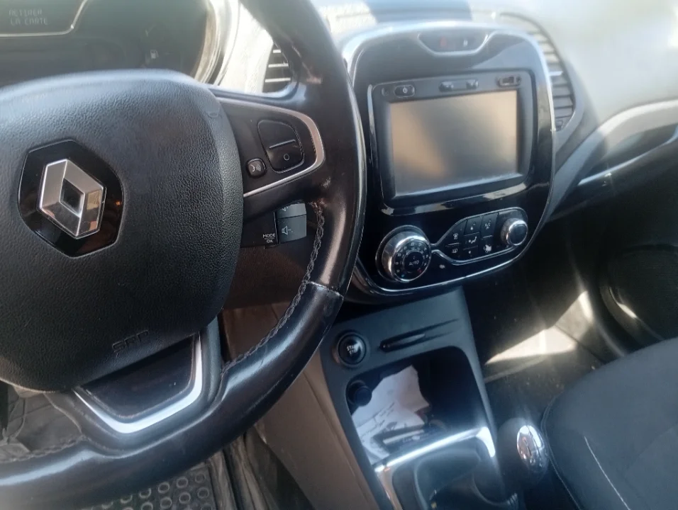 Renault Captur - Photo 3