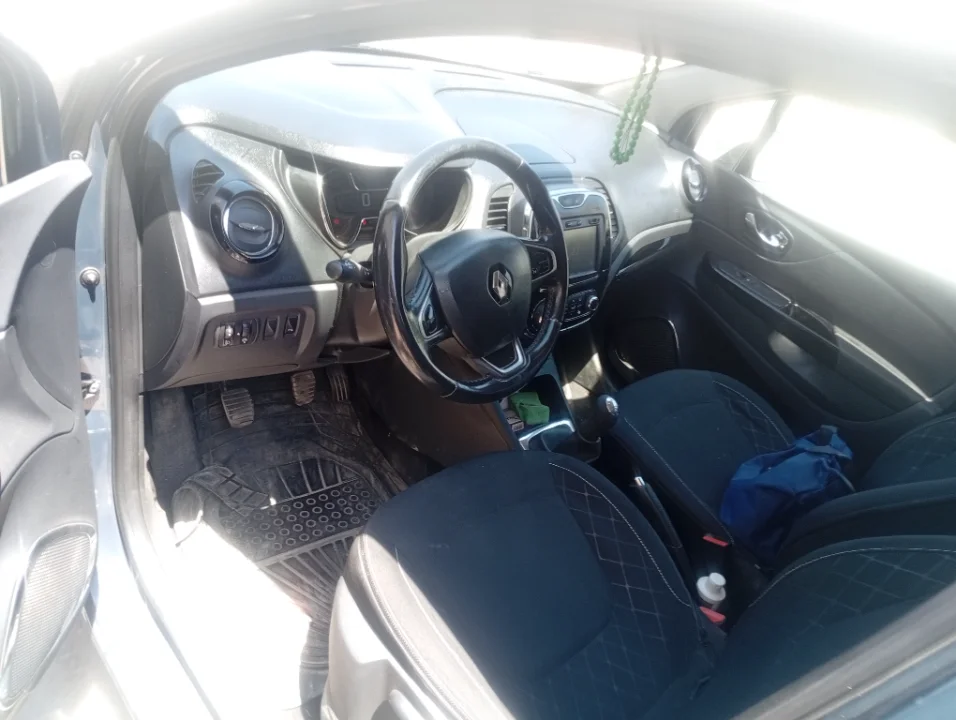 Renault Captur - Photo 2