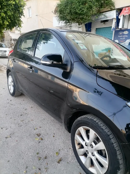 Hyundai I20 - Photo 2