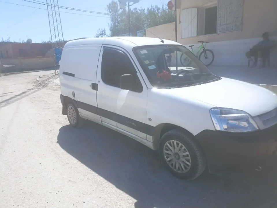 Citroen BERLINGO - Photo 6