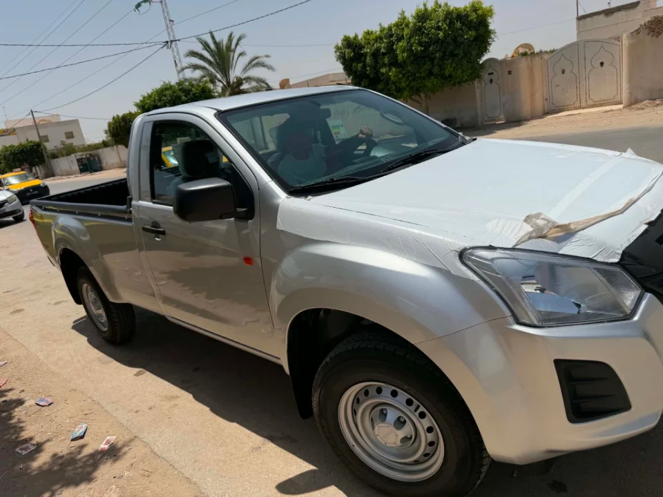 Isuzu D MAX - Photo 7