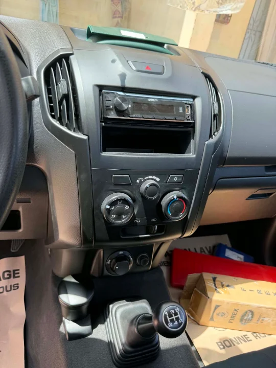 Isuzu D MAX - Photo 3