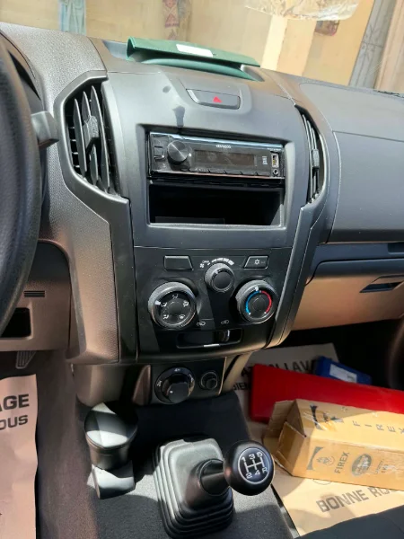 Isuzu D MAX - Photo 3
