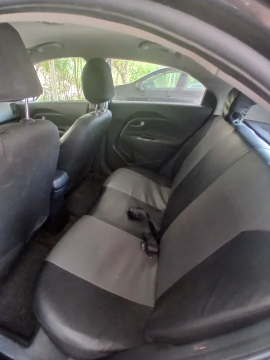 Kia RIO - Photo 6