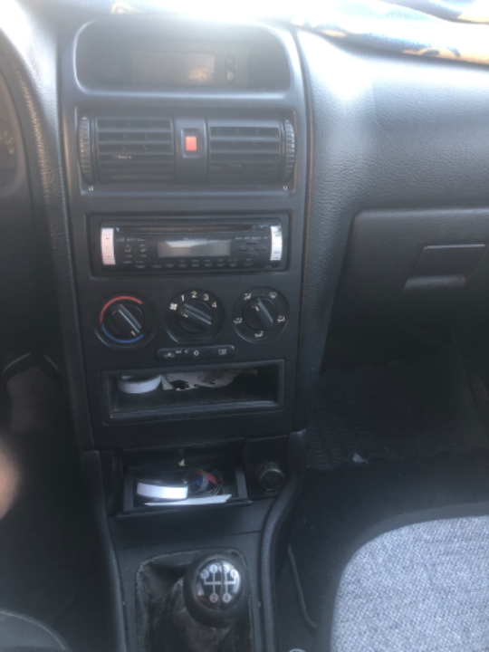 Opel Astra - Photo 7