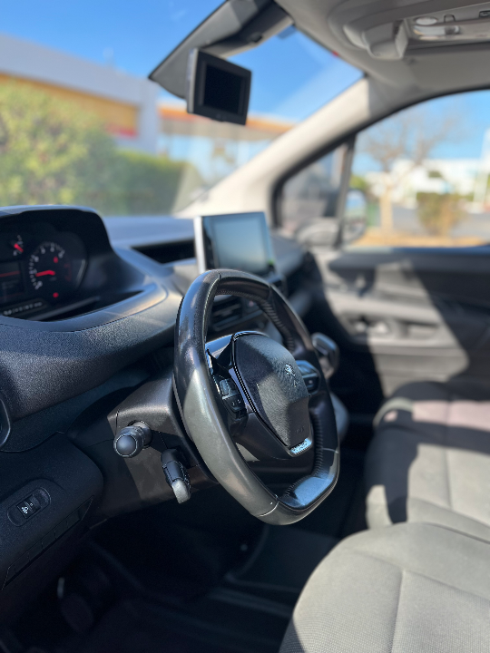 Peugeot Partner - Photo 7