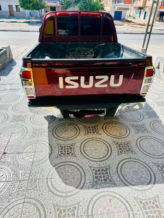 Isuzu D MAX - Photo 4