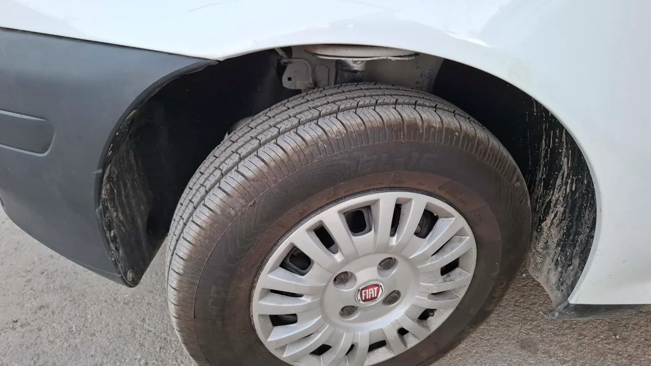Fiat PUNTO - Photo 10