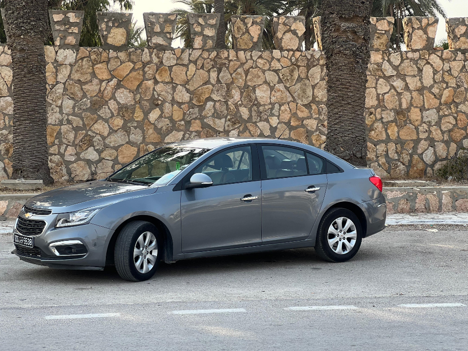 Chevrolet CRUZE - Photo 10