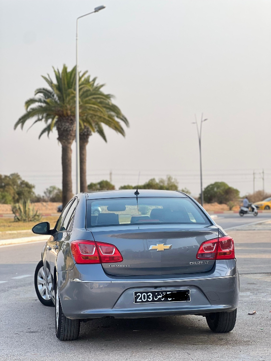 Chevrolet CRUZE - Photo 9