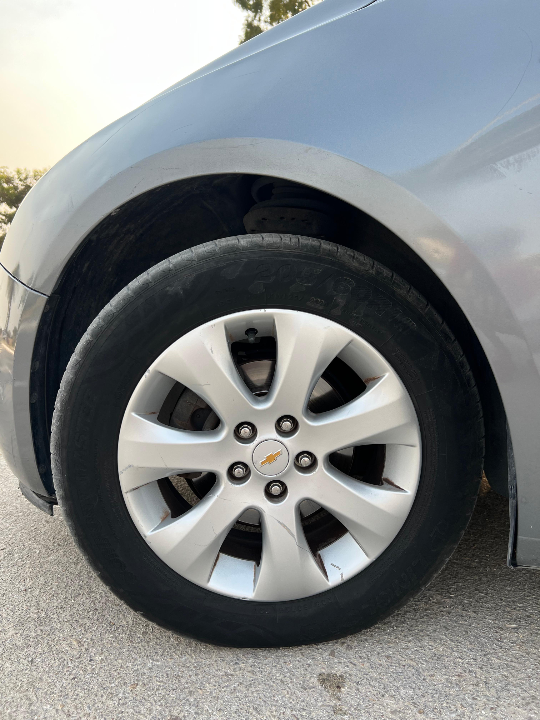 Chevrolet CRUZE - Photo 4