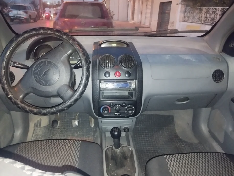 Chevrolet AVEO - Photo 4